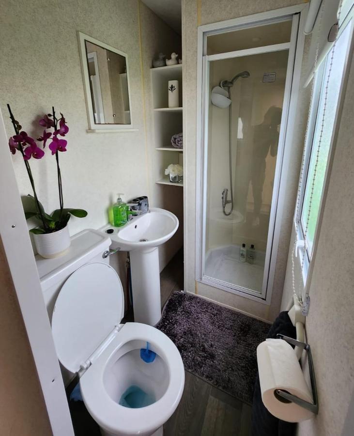 Hotel Comfy Caravan On Marine Park Rhyl Exteriér fotografie